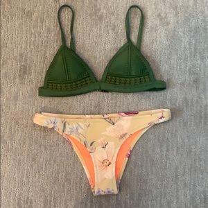 Triangl Bikini